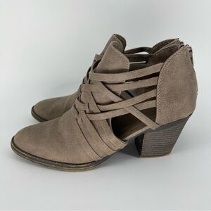 Fergalicious Jillie Booties in Tan, Strappy, Back Zip, Women's Size 10